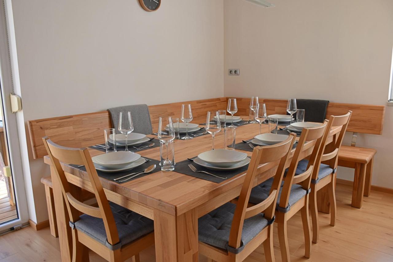 Holiday Home Znojmo W/ Wellness & Wine Exterior foto