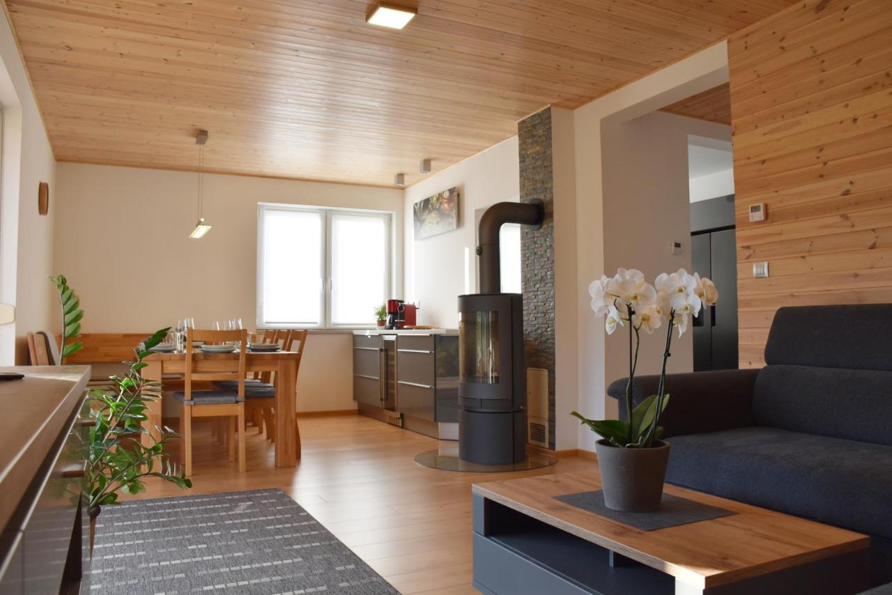 Holiday Home Znojmo W/ Wellness & Wine Exterior foto
